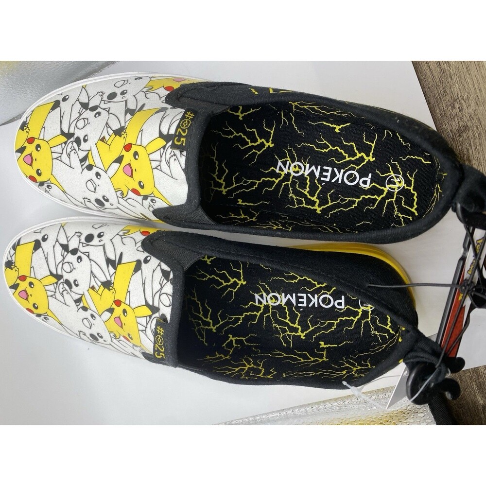 POKÉMON Ground Up Canvas Shoes Unisex Adult Size 11 New Slip On Fun